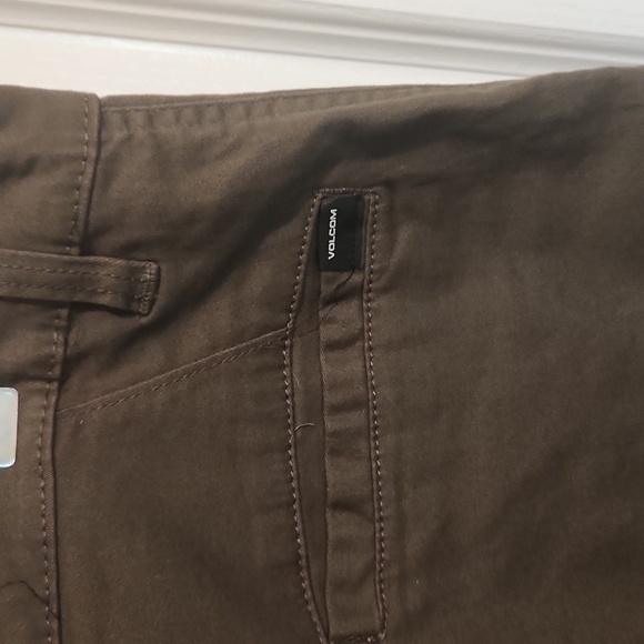 NWT‎ Volcom Road Trip Chino Shorts Mens Olive Green Logos Pockets Size 32 Preppy - Picture 8 of 9
